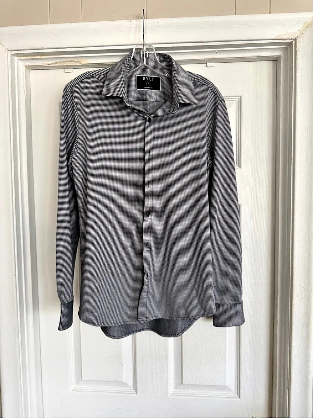 BYLT Checkered Button Down in navy & white Small Like New